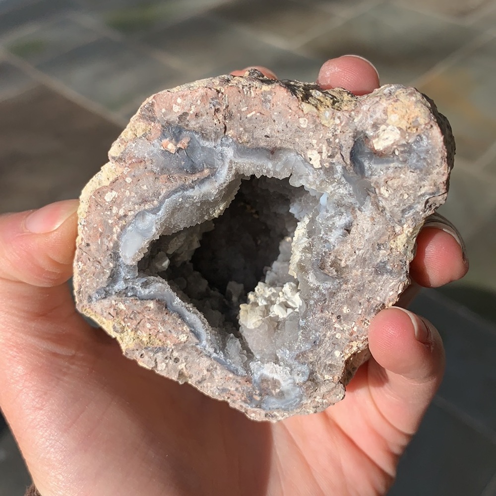 Thunder Egg Quartz Geode